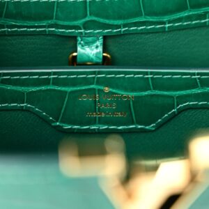 Louis Vuitton Alligator Capucines BB Émeraude - Image 5
