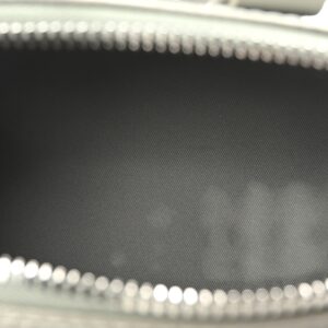 Louis Vuitton Monogram Gradient Keepall Bandoulière 25 Khaki - Image 4